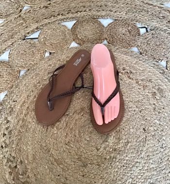 Sandale nu pieds taille 40 couleur marron