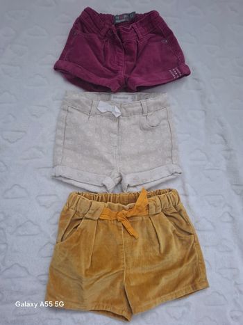 Lot de 3 shorts  velours fille  2 ans