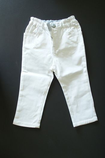 Pantalon blanc, 18 mois