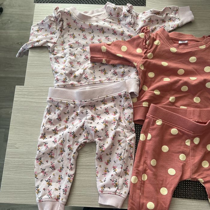Lot survêtement bébé fille 1/3 mois - photo numéro 2