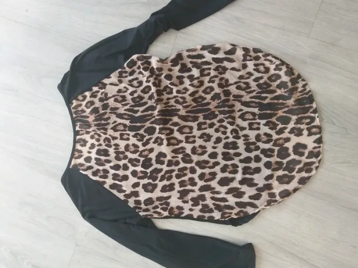 Blouse dos transparent - photo numéro 2