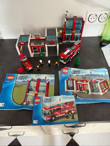 Lego city caserne pompiers 7208