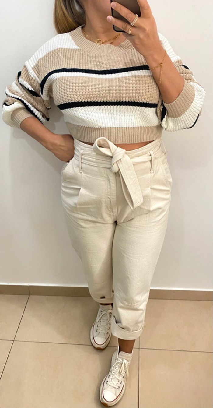 Superbe Pull Court Taille M - photo numéro 3