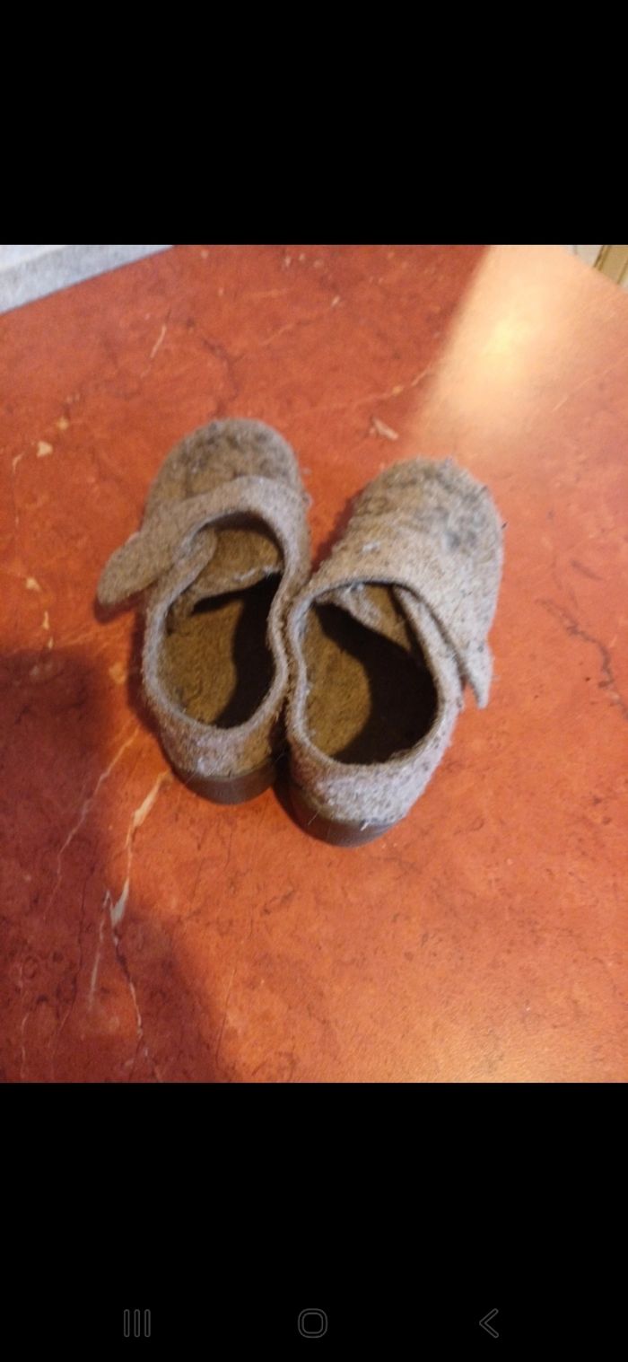 Pantoufles garçon taille 27 - photo numéro 2