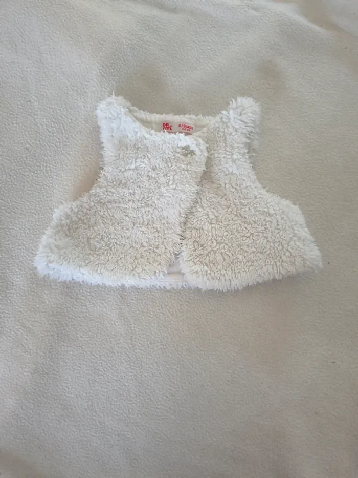 Ensemble 1 mois pantalon, combinaison body et boléro - photo numéro 4