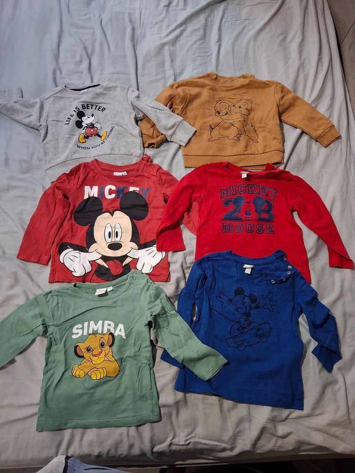 Lot vêtement disney