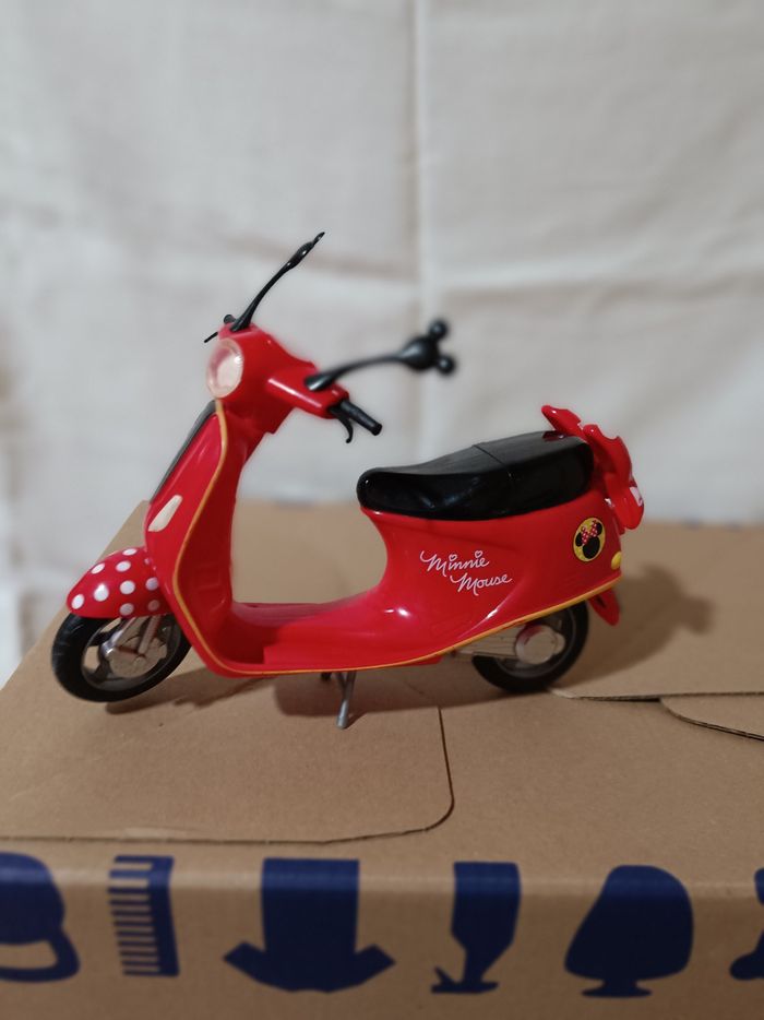 Scooter minnie