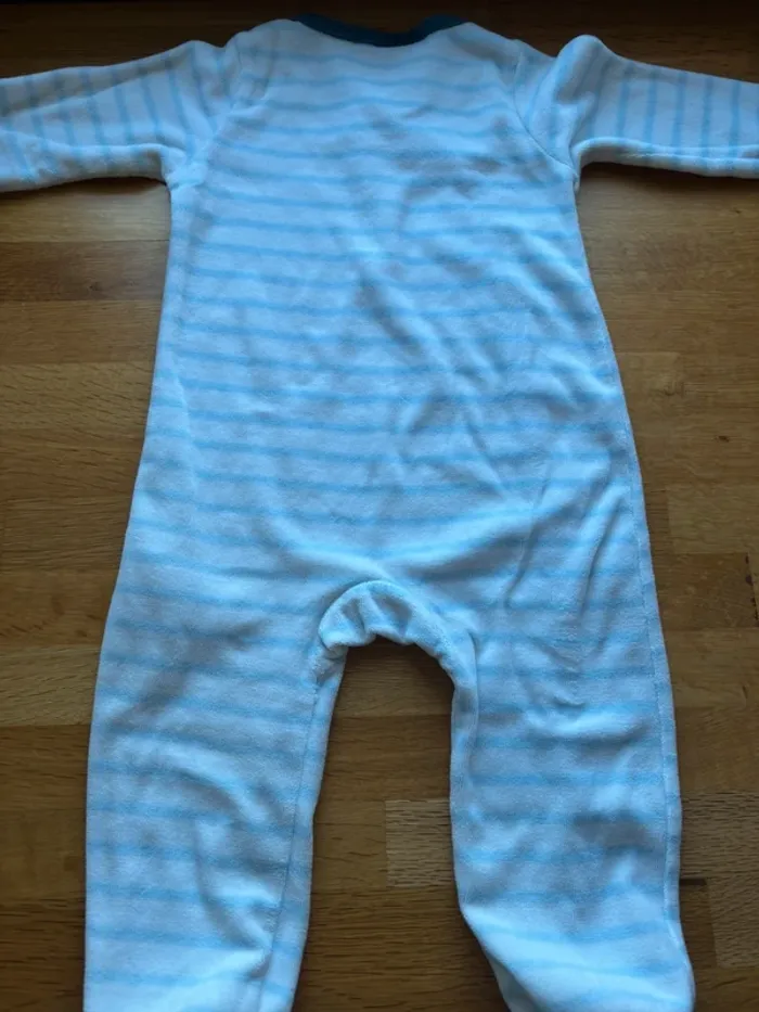 Pyjama velours Disney 18 mois garçon - photo numéro 3