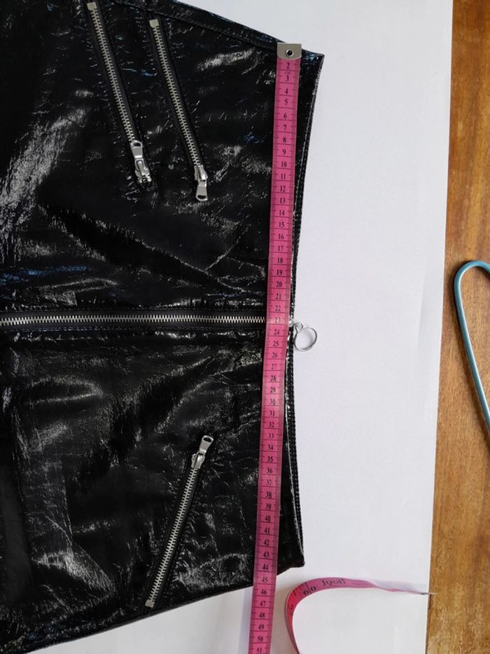 Jupe simili cuir brillant zip pimkie - photo numéro 10
