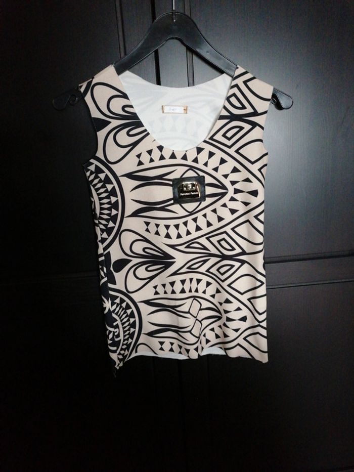 Top motif ethnique