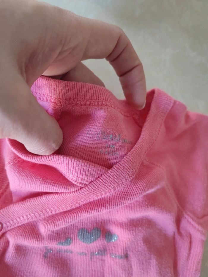 Body 1 mois - photo numéro 3