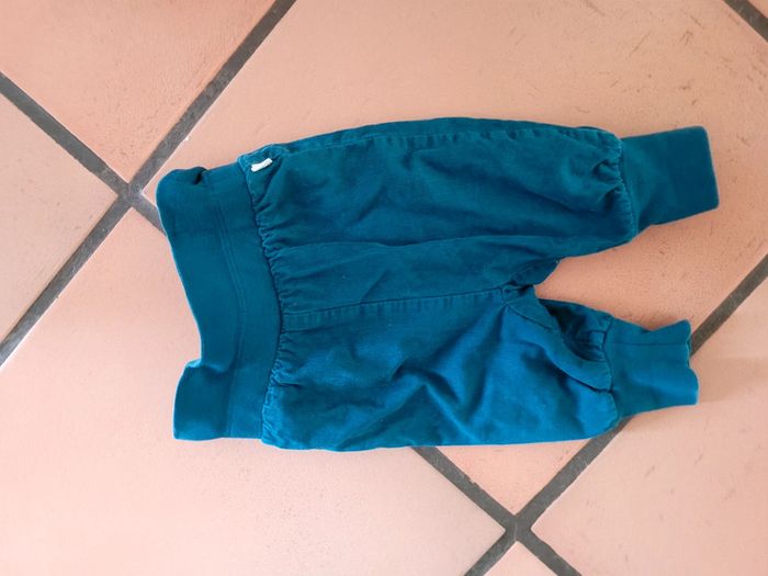 Sarouel 1 mois tbe - photo numéro 4