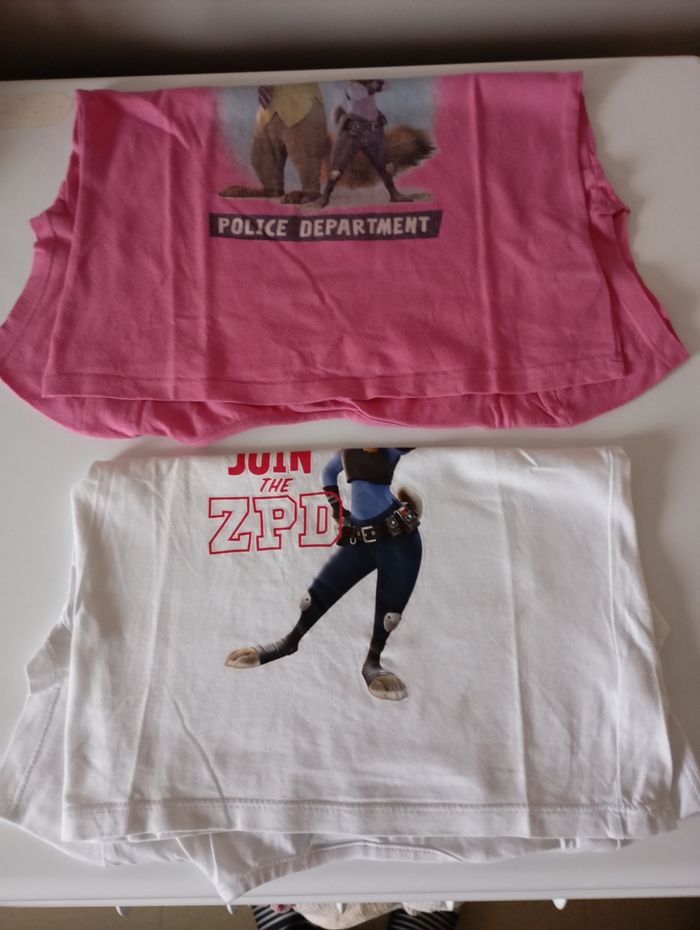 2 Tee shirt. 8 ans .Coton .  Rose et blanc . Disney Zootopie . Très bon état - photo numéro 4
