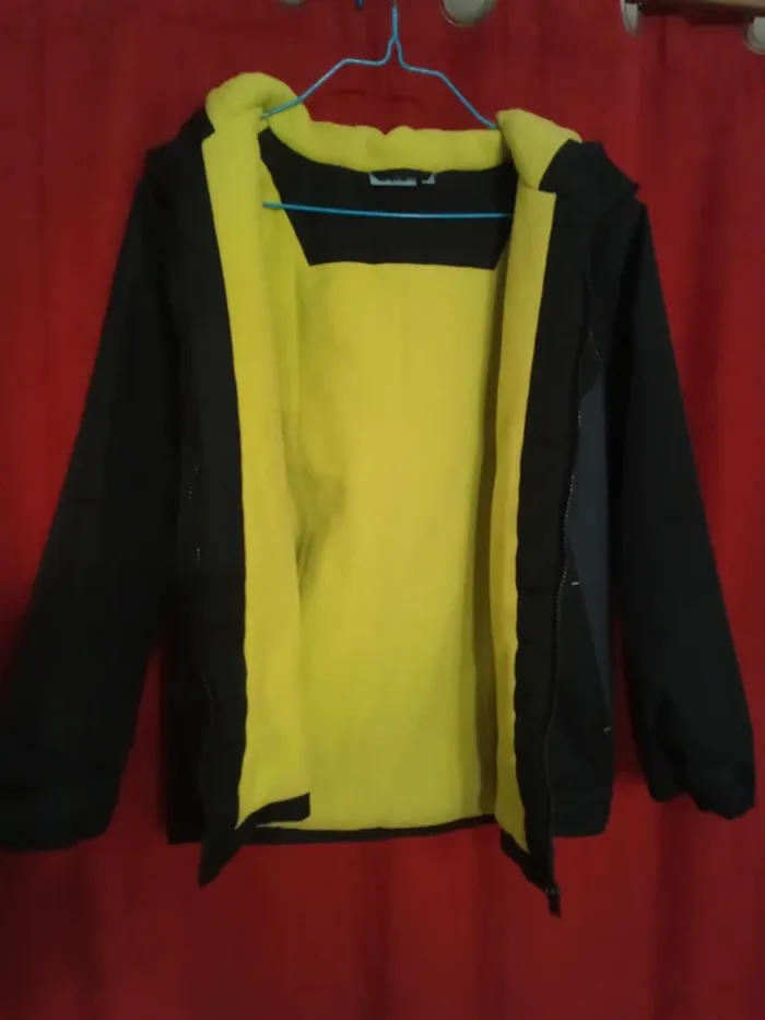 Blouson de ski 12 ans très bon état - photo numéro 2