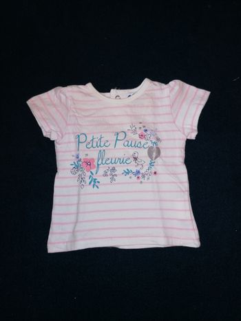 T-shirt neuf 3 mois