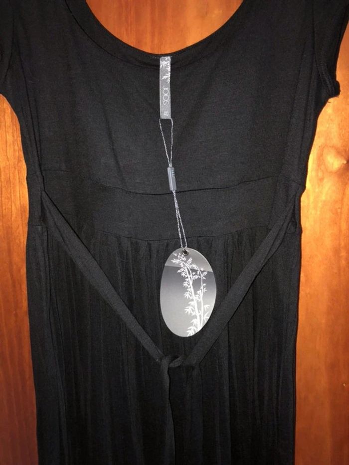 Magnifique robe noire 40 Joos neuve avec étiquette - photo numéro 2