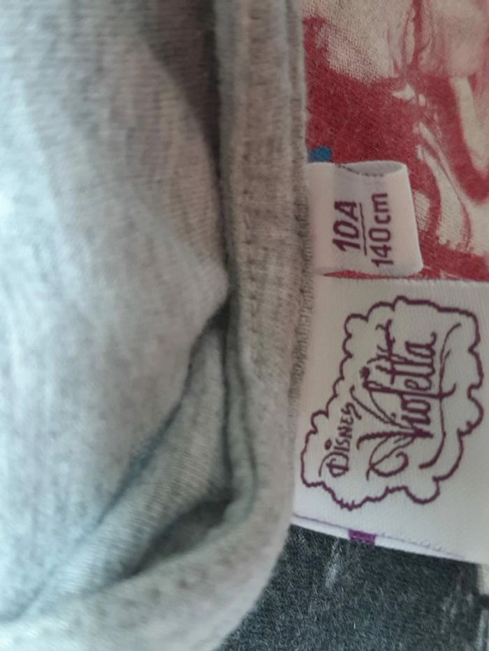 Robe courte, grise, manches courtes, Violetta de Disney, très peu mise, 10 ans - photo numéro 2