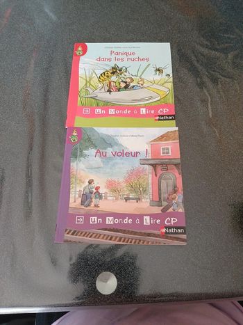Livre un monde à lire cp