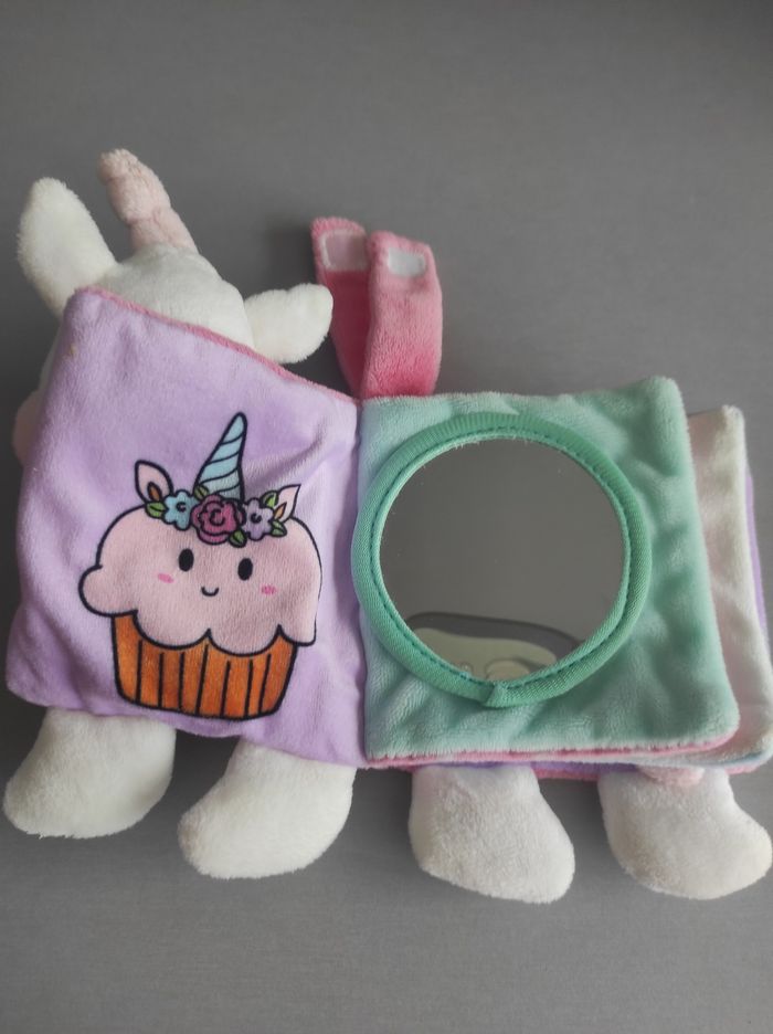 Livre d'éveil en tissu licorne - photo numéro 2