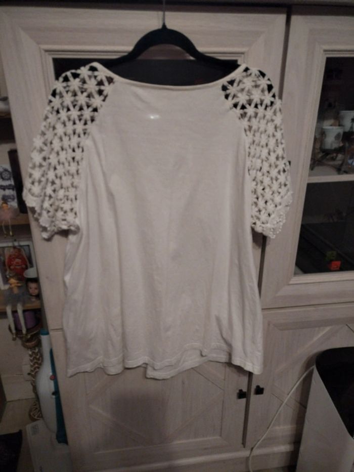 Tee shirt blanc - photo numéro 3