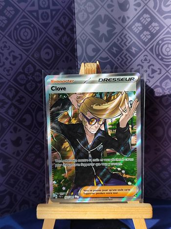 Clove Ultra Rare dresseur 227/91 destinées de Paldea