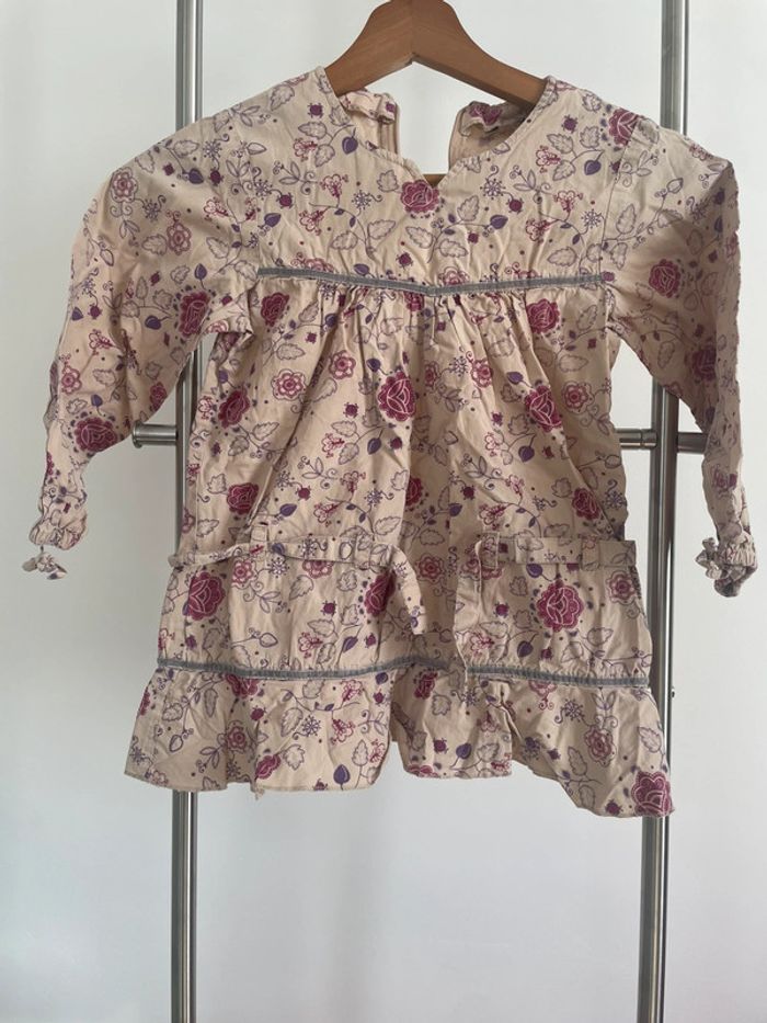 Lot vêtements fille 5ans - photo numéro 3