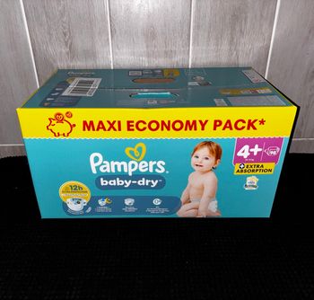 Maxi Pack de 98  Couches Pampers  Baby-Dry Neuf Dans L’emballage Taille: 4+