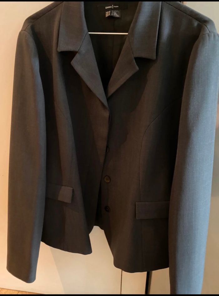 Veste couleur gris anthracite marque Zara - photo numéro 2