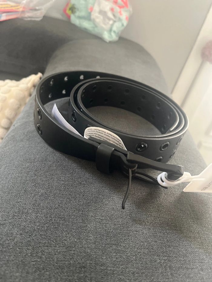 Ceinture femme neuve 115 cm avec étiquette