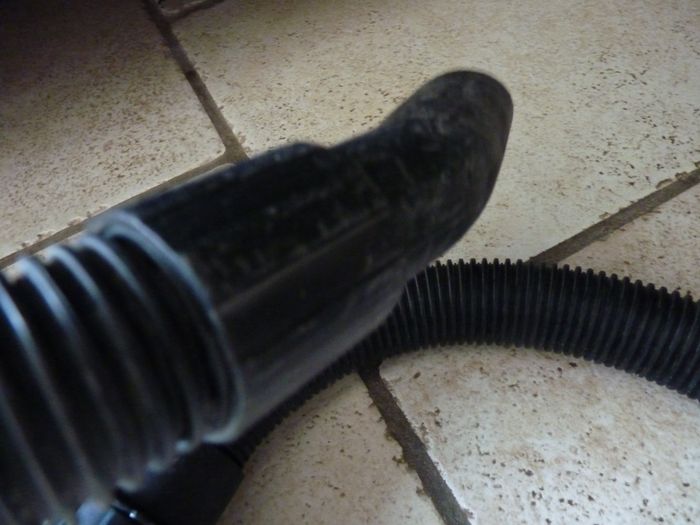 tuyau aspirateur piece flexible noir petit electromenager TBE - photo numéro 3