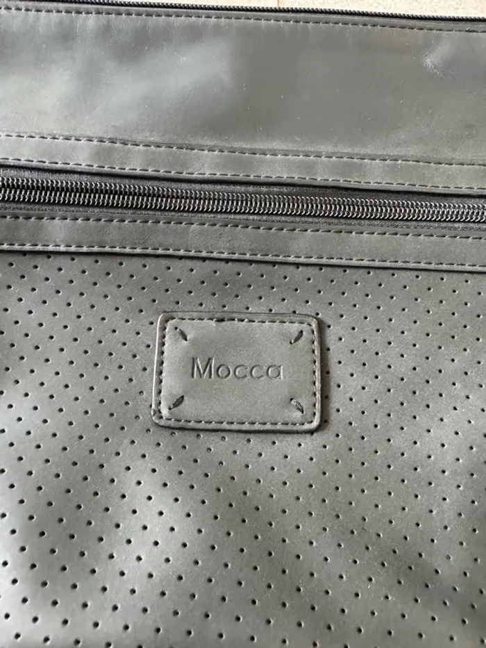 Sac porté épaule noir Mocca, bon état mais marque d'usures à l'intérieur , 38x24cm - photo numéro 2
