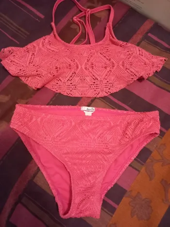 Joli maillot de bain rose 2 pièces 10ans