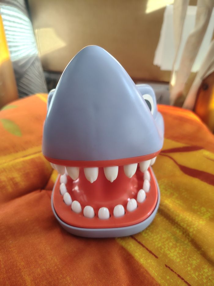 Jeu requin mordeur - photo numéro 3