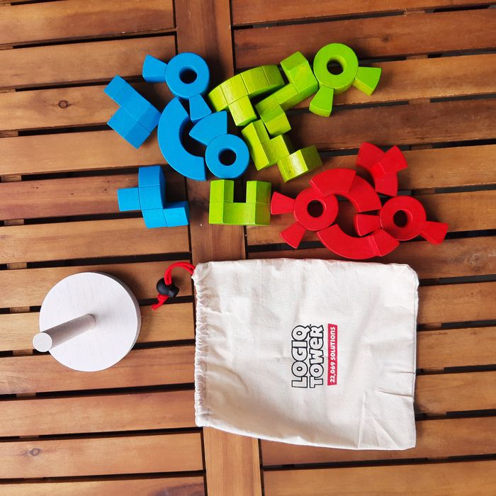 Logiq Tower – Jeu éducatif en bois éco – 22 069 solutions dès 8 ans - photo numéro 4
