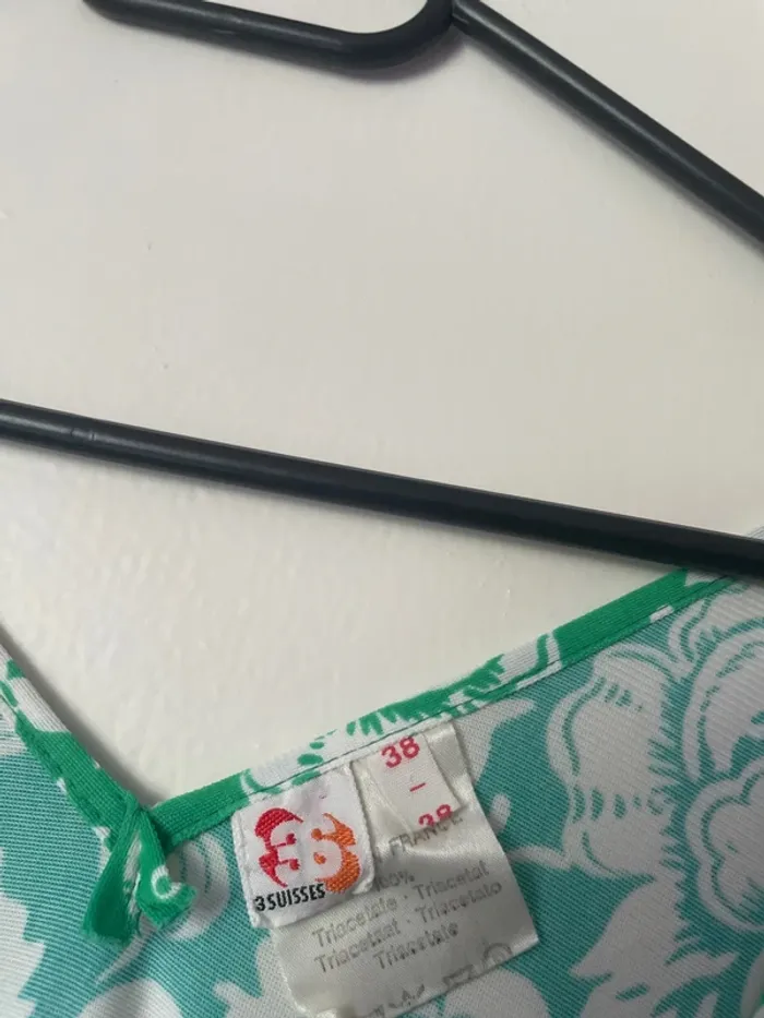 Robe verte et blanche - photo numéro 3