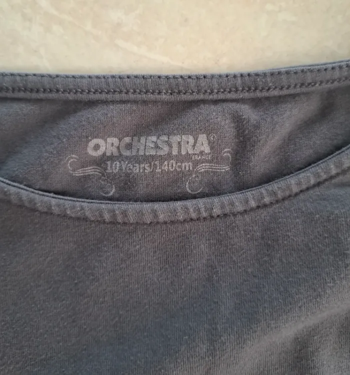 Tee shirt manches longues gris uni 10 ans 👧 Orchestra en TBE - photo numéro 2