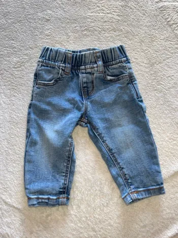 Jeans bébé