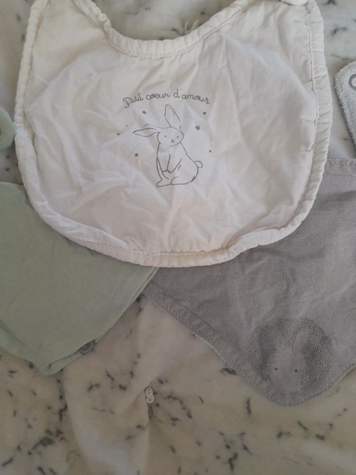 Bavoirs lot de 3 - photo numéro 1