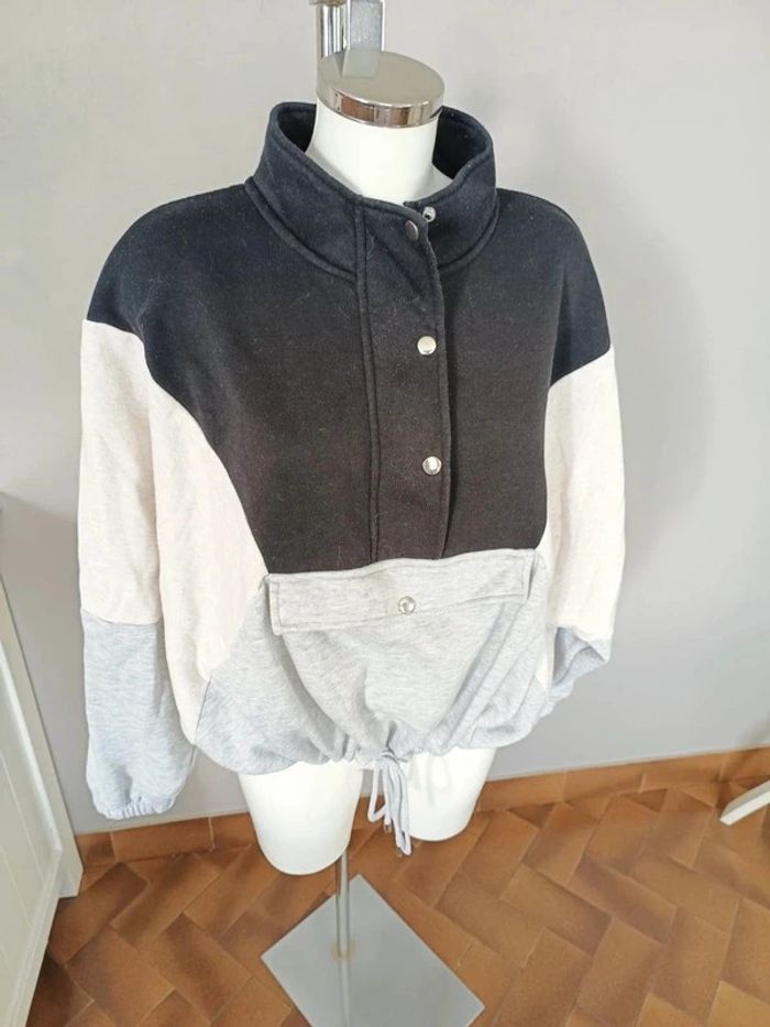 sweat XL 44/46/48 - photo numéro 8