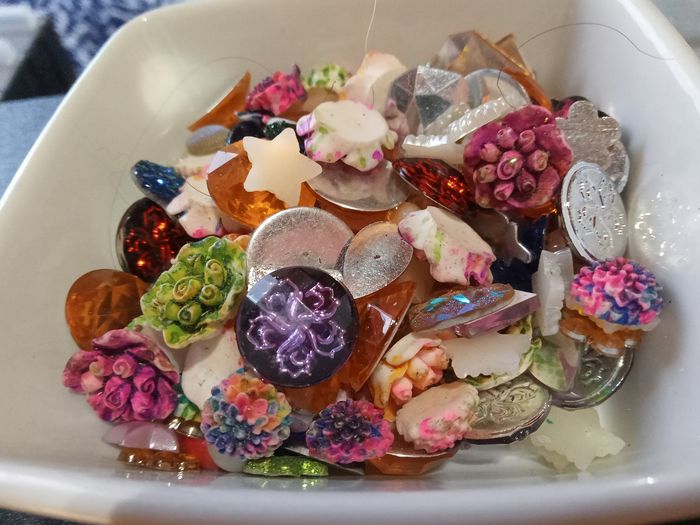 Sachet d'accessoires à coller pour loisirs créatif - photo numéro 2