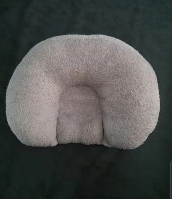 Coussin anti tête plate.