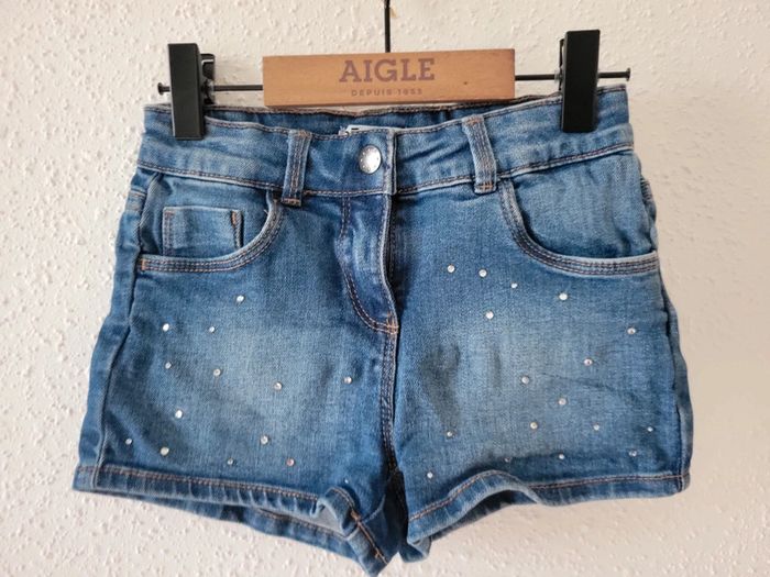 Short en jean fille 👧 6 ans - photo numéro 2