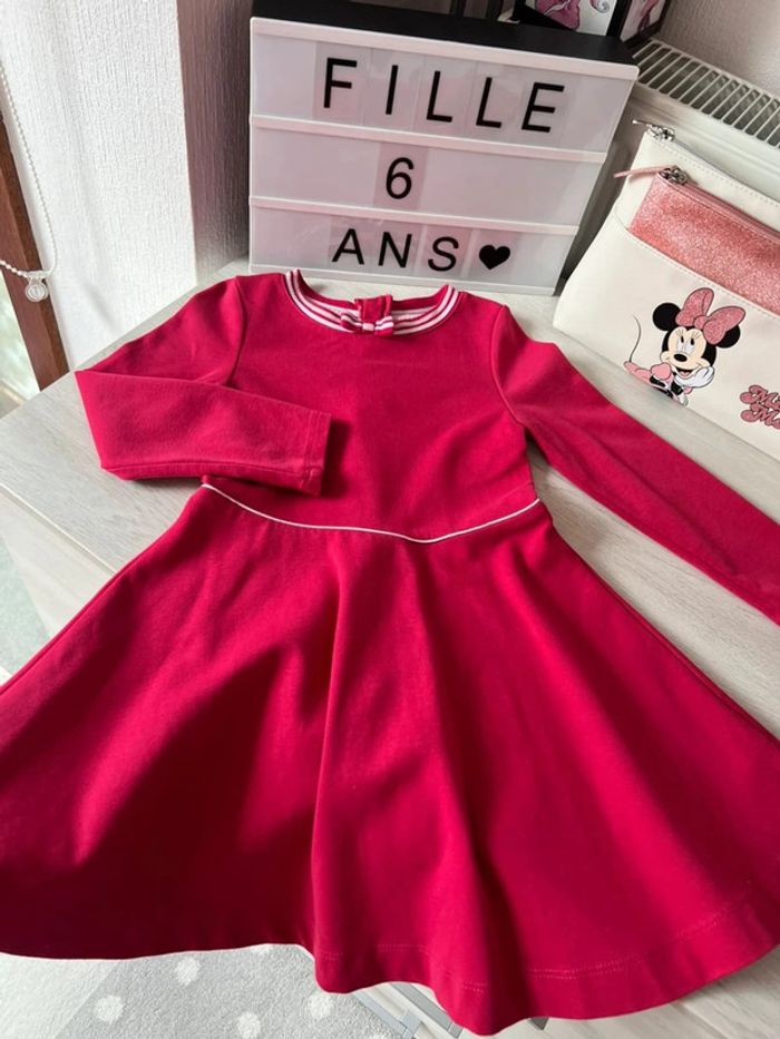Jolie robe sergent major rouge 6 ans