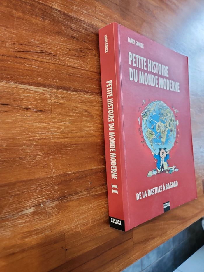 Bande dessinée : Petite histoire du monde moderne - photo numéro 2