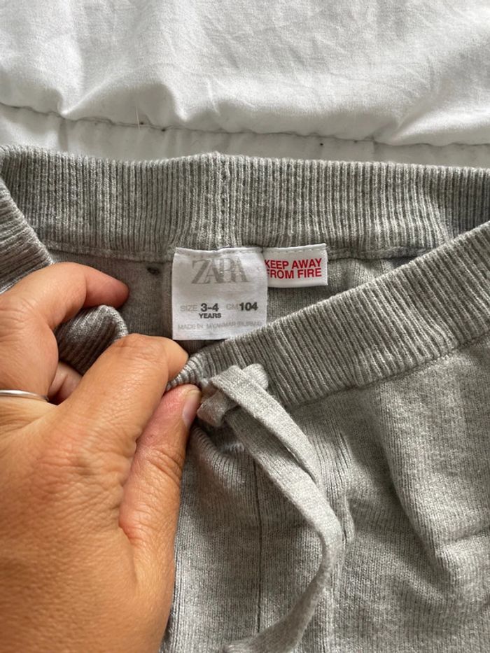 Legging Zara 3/4 ans - photo numéro 2