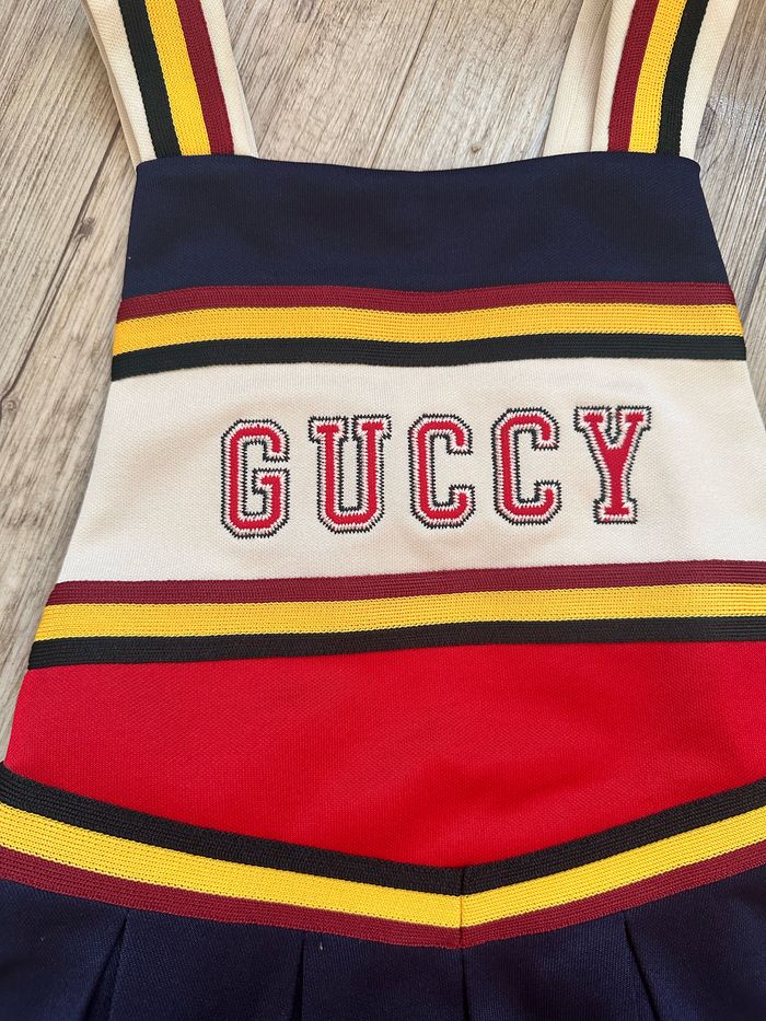 Robe Gucci cheerleaders 6 ans neuf - photo numéro 2
