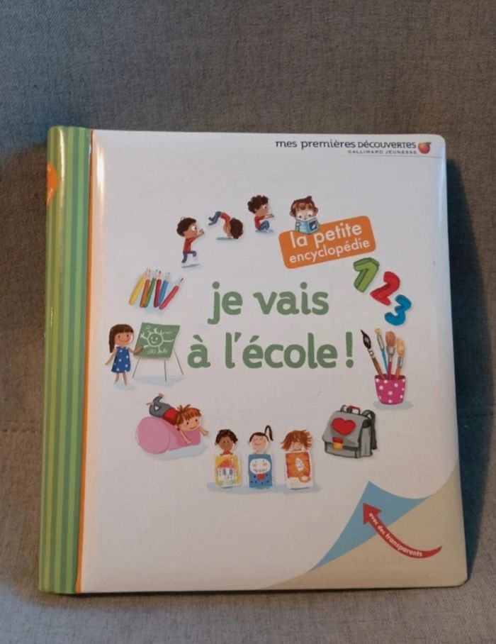 Grand  livre mes premières découvertes livre je vais a l' école