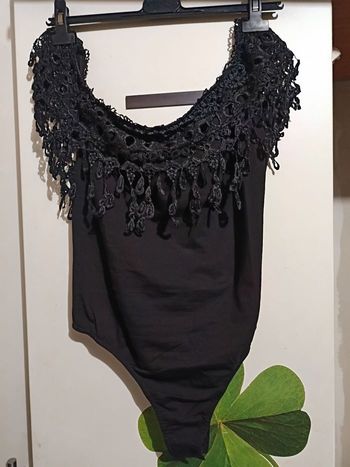Body dentelle
