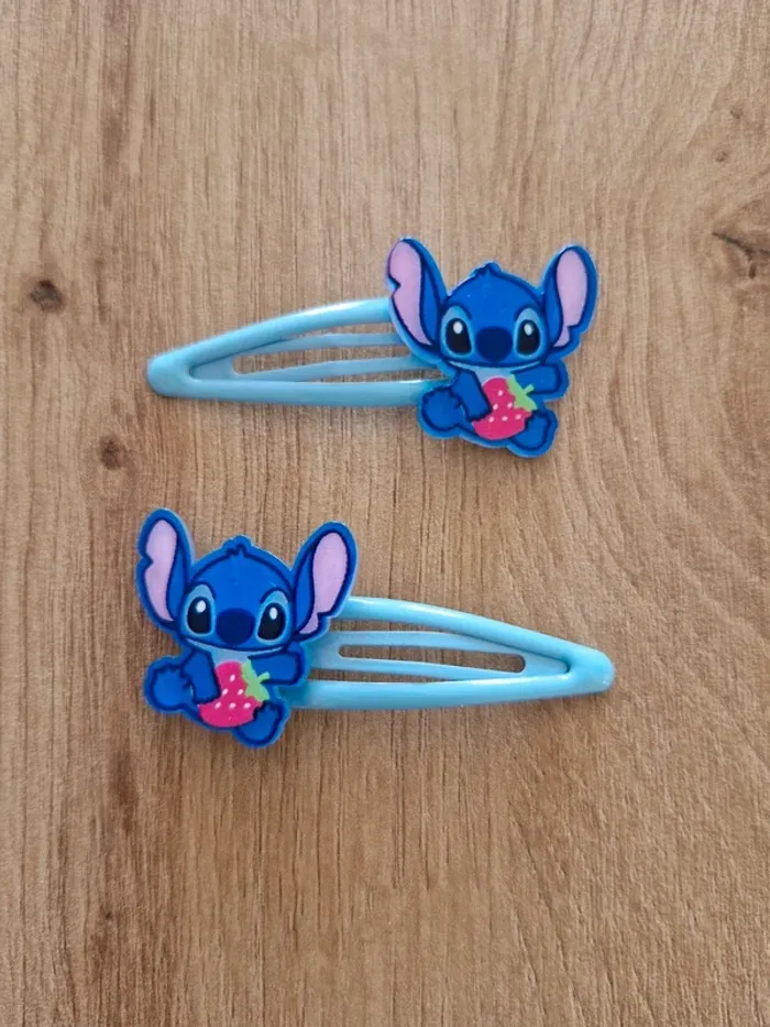 Lot 2 barrettes bleu – personnage Stitch Neuve