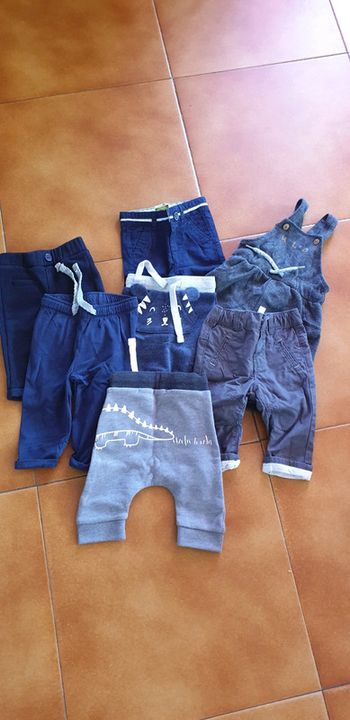 Lot de 6 pantalons et 1 salopette